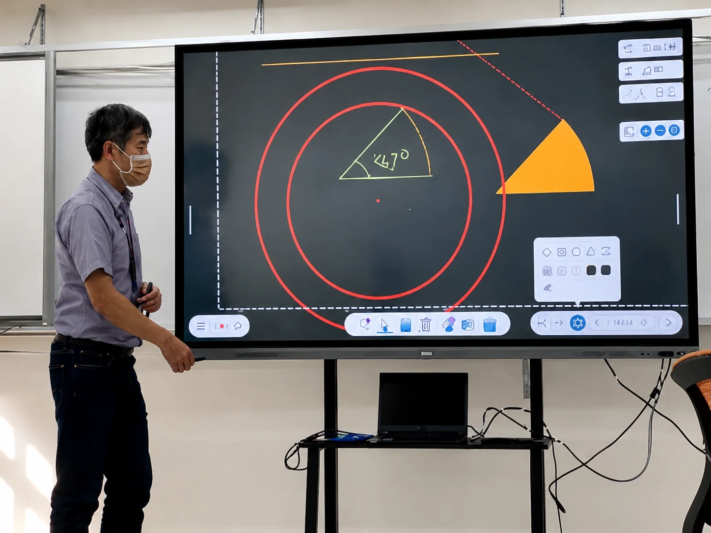 Connecting a laptop to an interactive whiteboard display